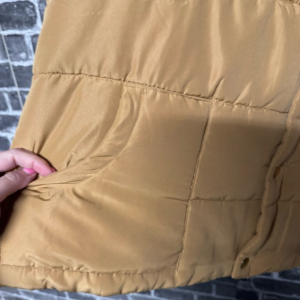 Mud Pie puffer vest Tan light brown snap buttons pockets - Picture 6 of 8
